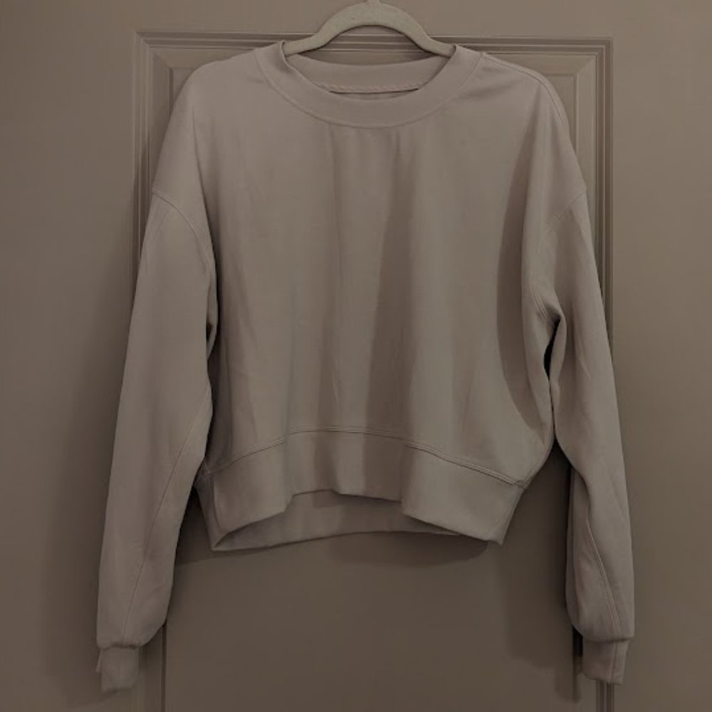 Lululemon Softstreme Perfectly Oversized Cropped Crew - Size 6